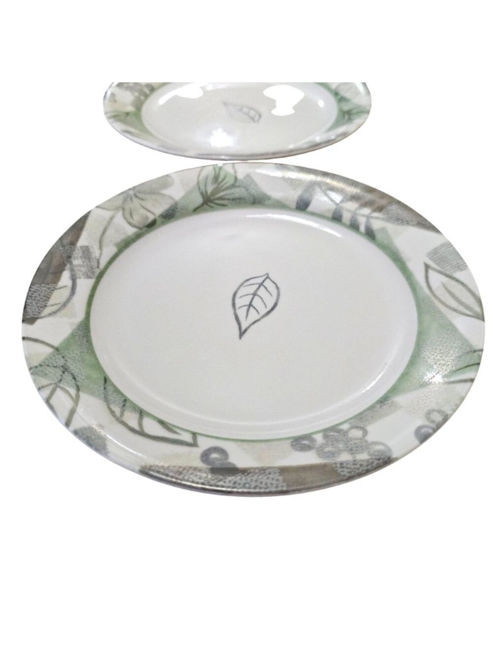 4 Corelle Textured Leaves Salad Dessert Plates 7" casual dining green gray leave - Picture 2 of 6